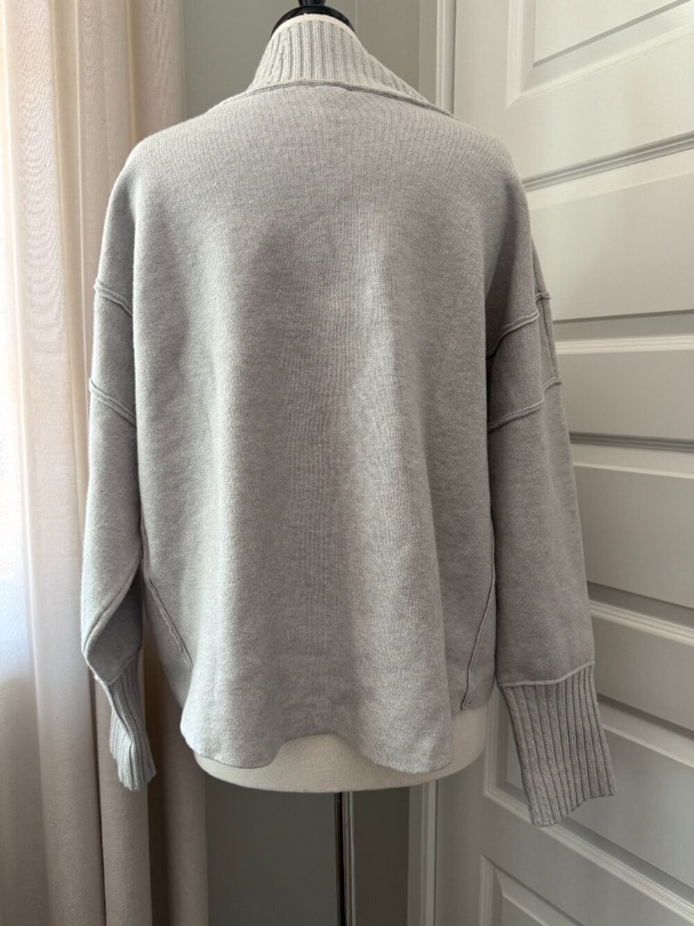 Maeve Logan Turtleneck Sweater : Medium - Picture 5 of 7